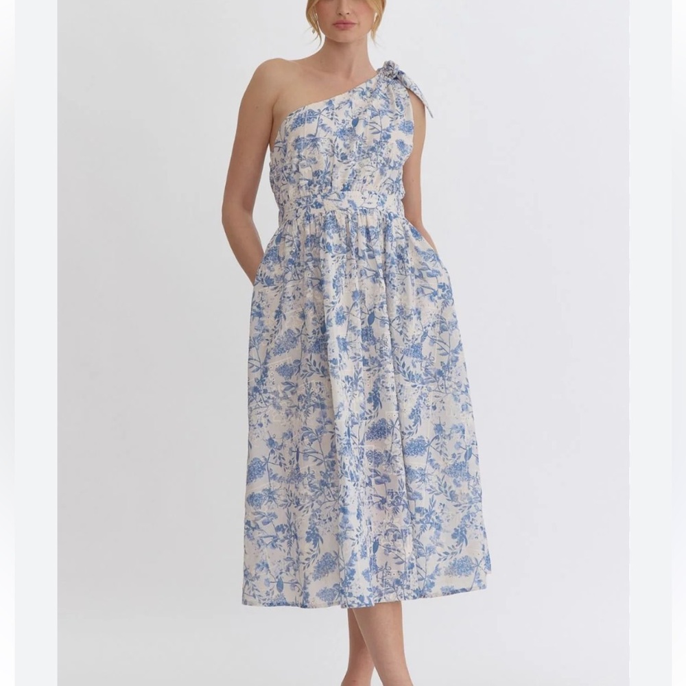 Entro Asymmetrical Blue and White One-Shoulder Sundress